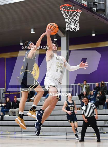 Thumbnail 3 in San Juan Hills vs Rancho Solano Prep (The Holiday Classic) photogallery.