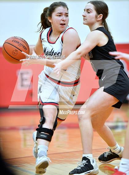 Thumbnail 3 in Medford Tech @ Cinnaminson (NJSIAA South Group 2 First Round) photogallery.
