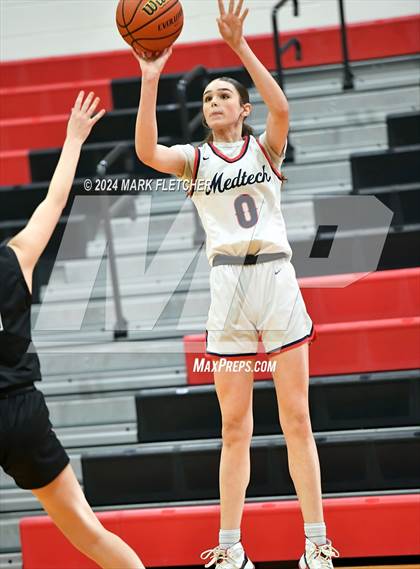 Thumbnail 1 in Medford Tech @ Cinnaminson (NJSIAA South Group 2 First Round) photogallery.