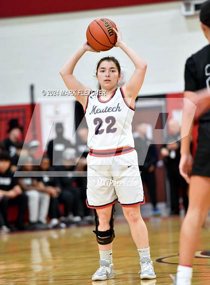 Thumbnail 3 in Medford Tech @ Cinnaminson (NJSIAA South Group 2 First Round) photogallery.