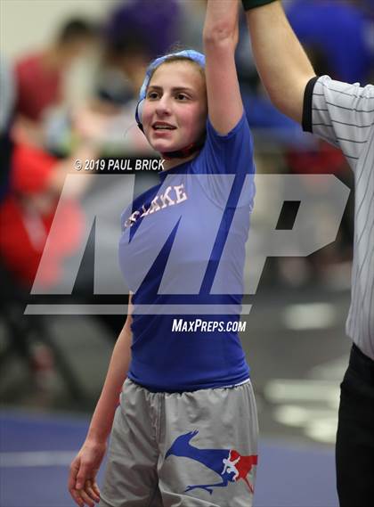 Thumbnail 2 in UIL 4A Regional Wrestling Championships  photogallery.