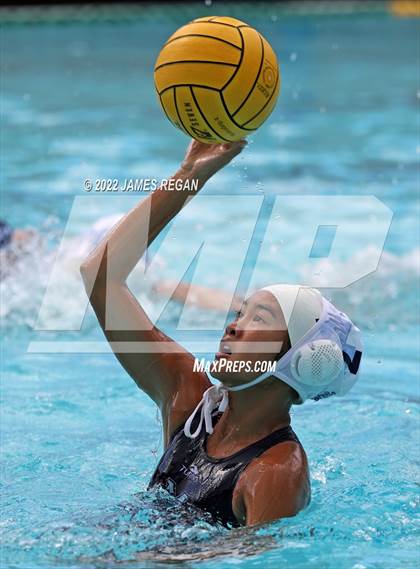 Thumbnail 2 in JV: Mercy (Burlingame) @ Hillsdale photogallery.