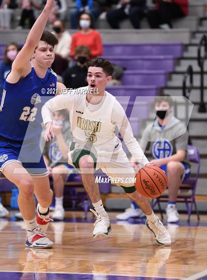 Thumbnail 1 in St. Vincent-St. Mary vs. Gilmour Academy (OHSAA D2 Regional Final) photogallery.