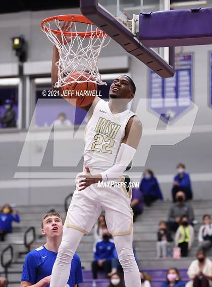 Thumbnail 1 in St. Vincent-St. Mary vs. Gilmour Academy (OHSAA D2 Regional Final) photogallery.