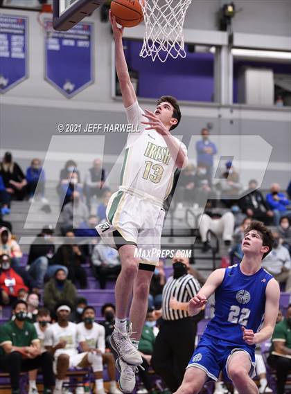 Thumbnail 1 in St. Vincent-St. Mary vs. Gilmour Academy (OHSAA D2 Regional Final) photogallery.