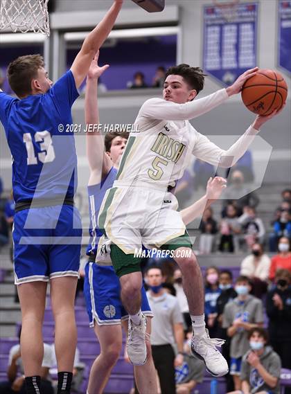Thumbnail 3 in St. Vincent-St. Mary vs. Gilmour Academy (OHSAA D2 Regional Final) photogallery.