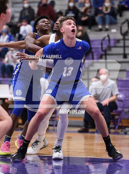 Thumbnail 1 in St. Vincent-St. Mary vs. Gilmour Academy (OHSAA D2 Regional Final) photogallery.