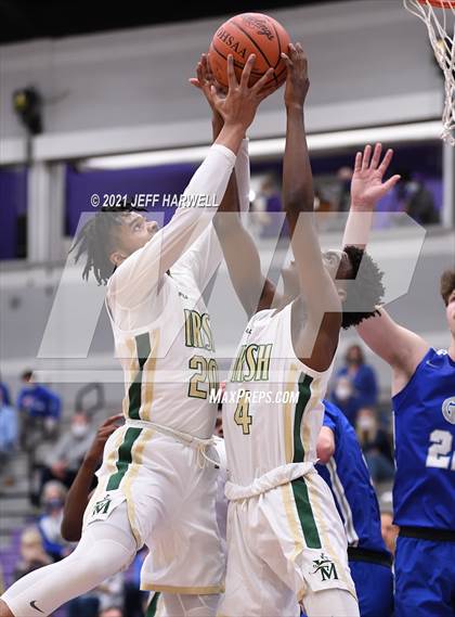 Thumbnail 2 in St. Vincent-St. Mary vs. Gilmour Academy (OHSAA D2 Regional Final) photogallery.