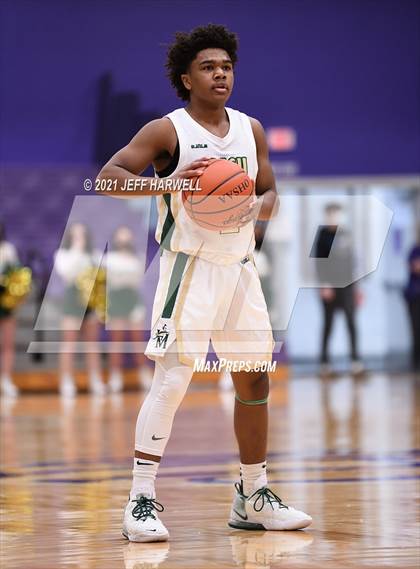 Thumbnail 2 in St. Vincent-St. Mary vs. Gilmour Academy (OHSAA D2 Regional Final) photogallery.