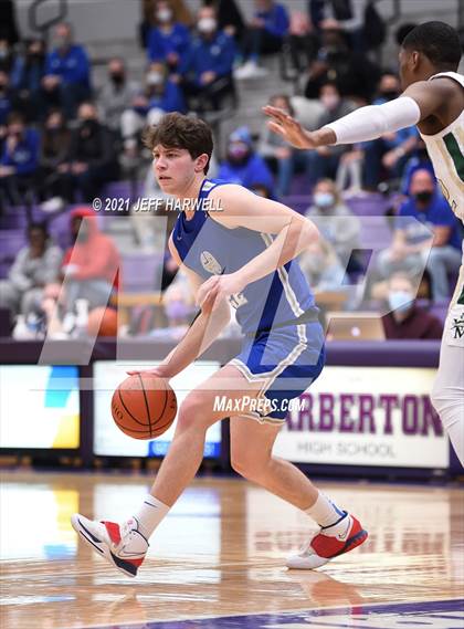 Thumbnail 1 in St. Vincent-St. Mary vs. Gilmour Academy (OHSAA D2 Regional Final) photogallery.