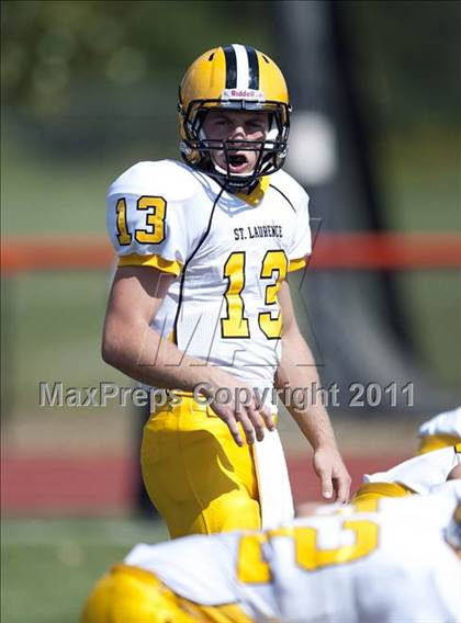 Thumbnail 3 in Lake Forest Academy vs. St. Laurence photogallery.