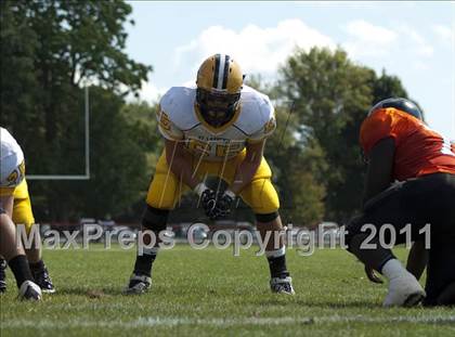 Thumbnail 3 in Lake Forest Academy vs. St. Laurence photogallery.