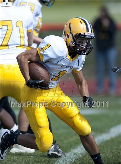 Thumbnail 3 in Lake Forest Academy vs. St. Laurence photogallery.