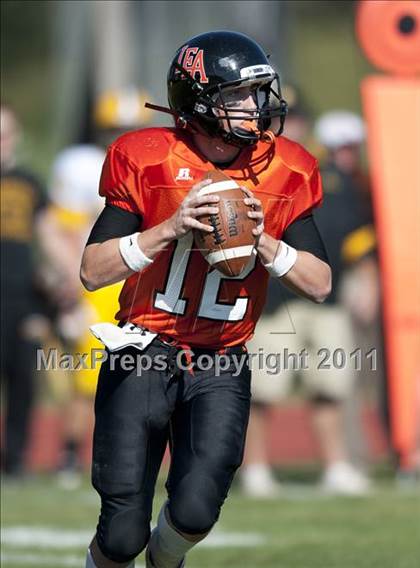 Thumbnail 2 in Lake Forest Academy vs. St. Laurence photogallery.