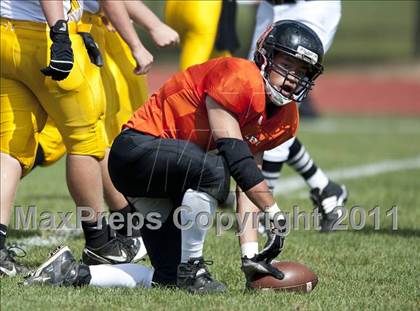 Thumbnail 2 in Lake Forest Academy vs. St. Laurence photogallery.