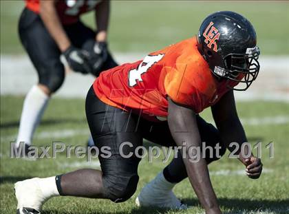 Thumbnail 3 in Lake Forest Academy vs. St. Laurence photogallery.