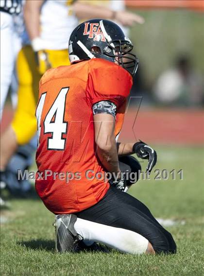 Thumbnail 3 in Lake Forest Academy vs. St. Laurence photogallery.