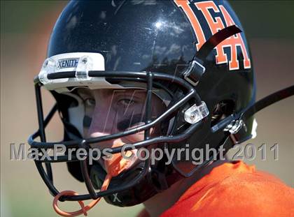 Thumbnail 2 in Lake Forest Academy vs. St. Laurence photogallery.