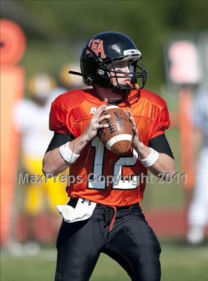 Thumbnail 1 in Lake Forest Academy vs. St. Laurence photogallery.