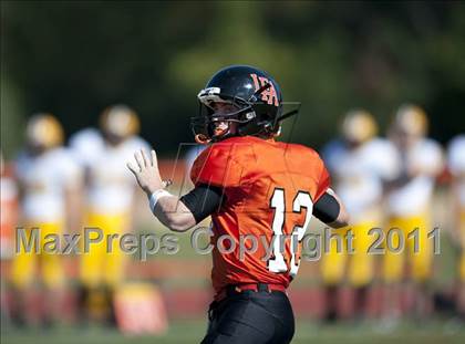 Thumbnail 2 in Lake Forest Academy vs. St. Laurence photogallery.