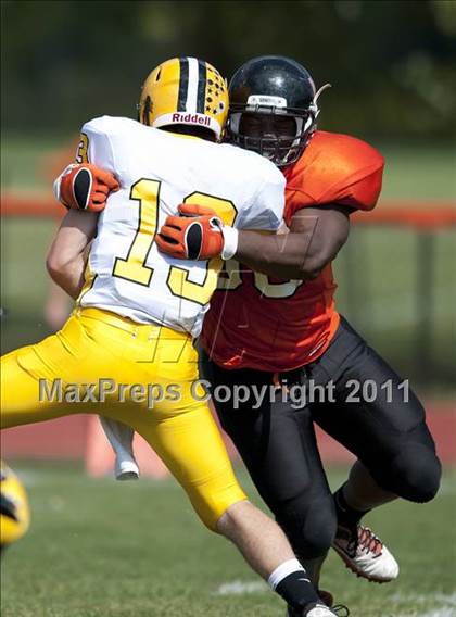 Thumbnail 2 in Lake Forest Academy vs. St. Laurence photogallery.