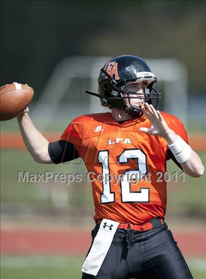 Thumbnail 3 in Lake Forest Academy vs. St. Laurence photogallery.