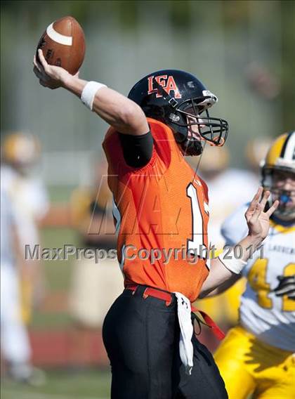 Thumbnail 3 in Lake Forest Academy vs. St. Laurence photogallery.