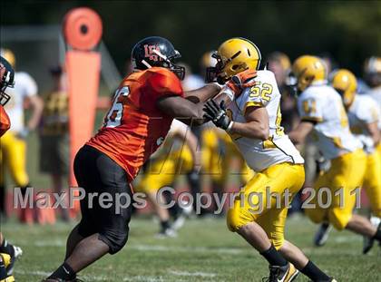 Thumbnail 1 in Lake Forest Academy vs. St. Laurence photogallery.