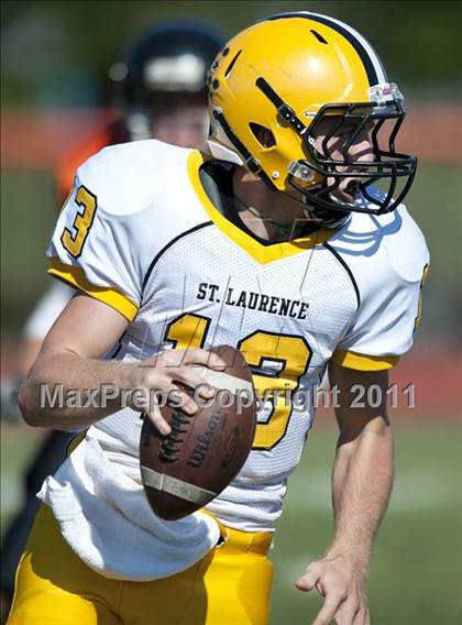 Thumbnail 3 in Lake Forest Academy vs. St. Laurence photogallery.