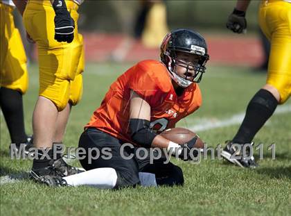 Thumbnail 1 in Lake Forest Academy vs. St. Laurence photogallery.