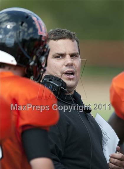 Thumbnail 1 in Lake Forest Academy vs. St. Laurence photogallery.