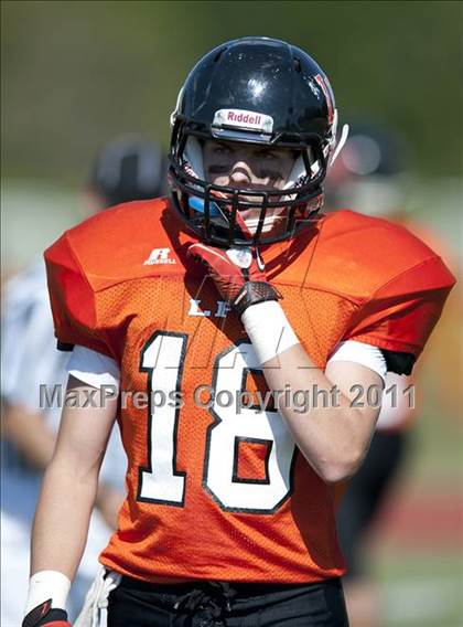 Thumbnail 3 in Lake Forest Academy vs. St. Laurence photogallery.