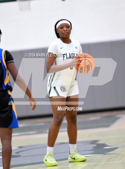 Thumbnail 1 in Flagler Palm Coast vs Palatka (Flagler Palm Coast Bulldog Holiday Classic) photogallery.