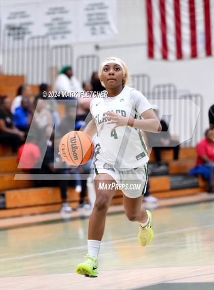 Thumbnail 1 in Flagler Palm Coast vs Palatka (Flagler Palm Coast Bulldog Holiday Classic) photogallery.