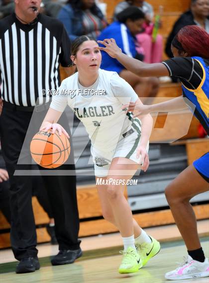 Thumbnail 1 in Flagler Palm Coast vs Palatka (Flagler Palm Coast Bulldog Holiday Classic) photogallery.