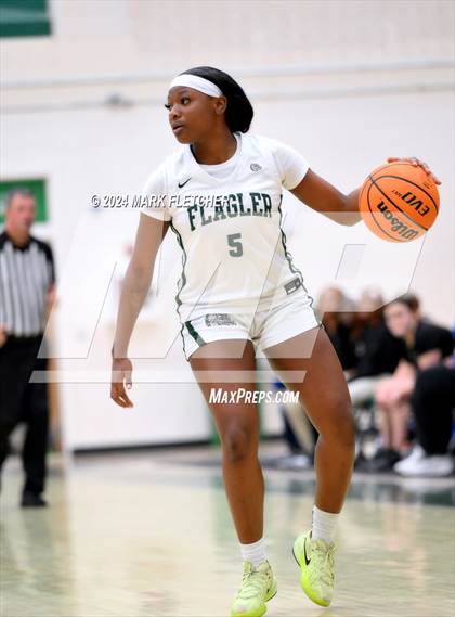 Thumbnail 3 in Flagler Palm Coast vs Palatka (Flagler Palm Coast Bulldog Holiday Classic) photogallery.