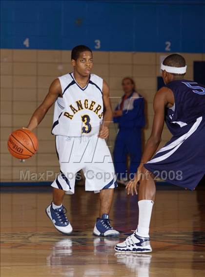 Thumbnail 2 in Forest Hills vs Canarsie (Queens Jam Christmas Classic) photogallery.