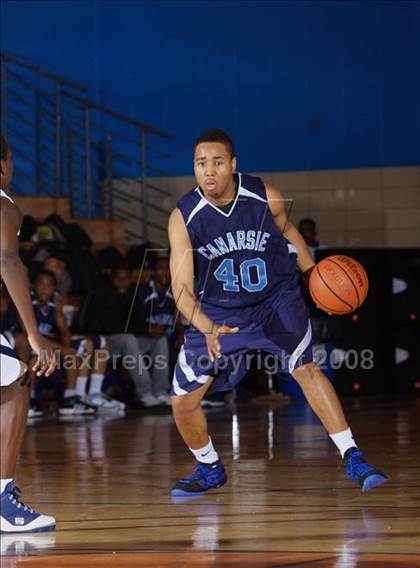 Thumbnail 2 in Forest Hills vs Canarsie (Queens Jam Christmas Classic) photogallery.