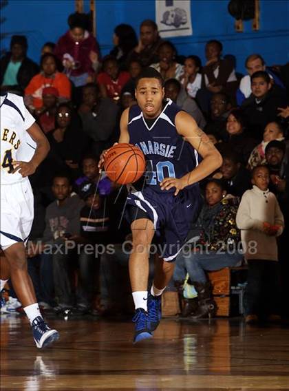 Thumbnail 2 in Forest Hills vs Canarsie (Queens Jam Christmas Classic) photogallery.