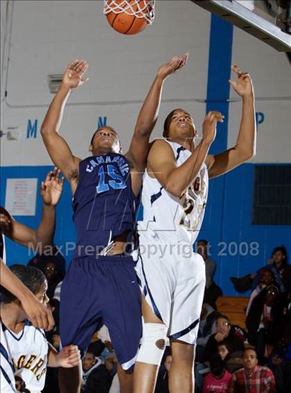 Thumbnail 2 in Forest Hills vs Canarsie (Queens Jam Christmas Classic) photogallery.