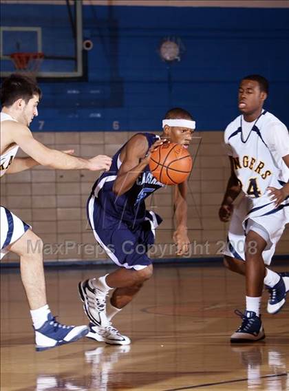 Thumbnail 2 in Forest Hills vs Canarsie (Queens Jam Christmas Classic) photogallery.