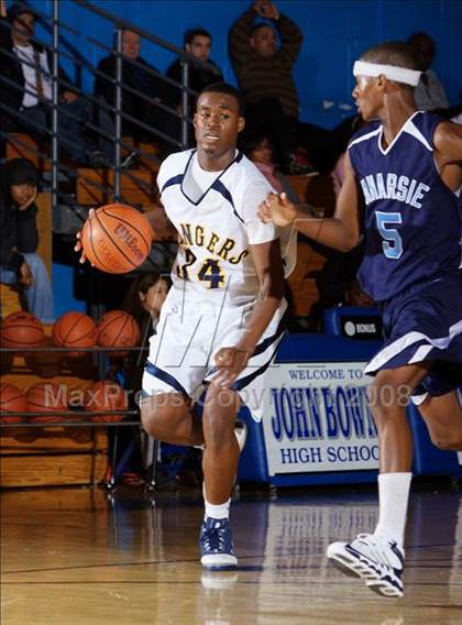 Thumbnail 1 in Forest Hills vs Canarsie (Queens Jam Christmas Classic) photogallery.