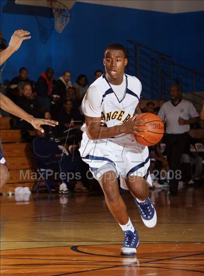 Thumbnail 1 in Forest Hills vs Canarsie (Queens Jam Christmas Classic) photogallery.