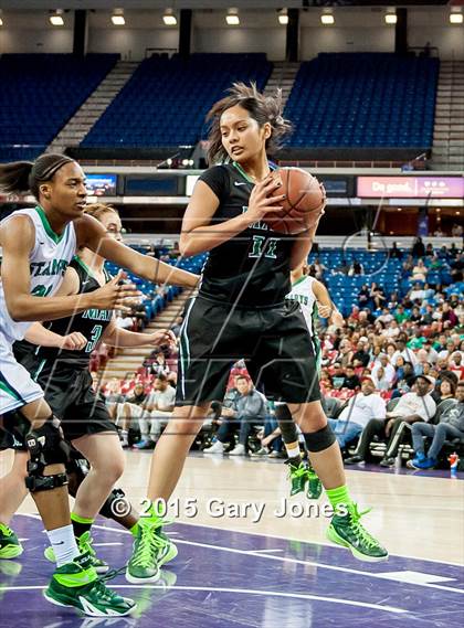 Thumbnail 2 in Miramonte vs. St. Mary's (CIF NorCal Regional Open Division Final) photogallery.
