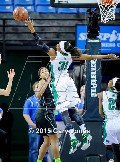 Thumbnail 2 in Miramonte vs. St. Mary's (CIF NorCal Regional Open Division Final) photogallery.