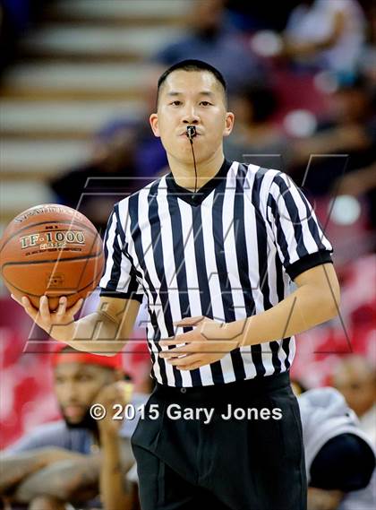 Thumbnail 2 in Miramonte vs. St. Mary's (CIF NorCal Regional Open Division Final) photogallery.