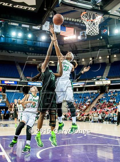Thumbnail 2 in Miramonte vs. St. Mary's (CIF NorCal Regional Open Division Final) photogallery.