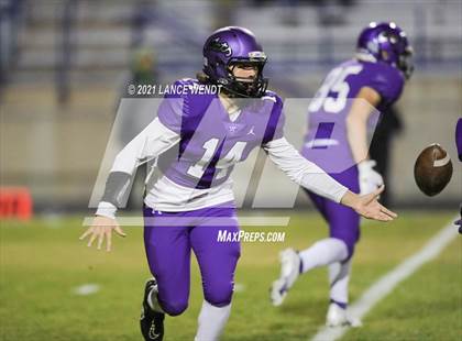 Thumbnail 3 in Arvada West vs. Columbine (CHSAA 5A Second Round Playoffs) photogallery.