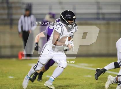 Thumbnail 3 in Arvada West vs. Columbine (CHSAA 5A Second Round Playoffs) photogallery.