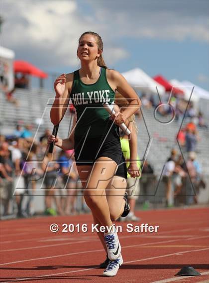 Thumbnail 3 in CHSAA Track and Field Championships photogallery.